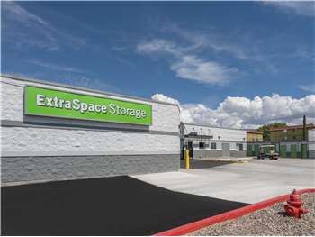 Albuquerque Storage Units at 6917 Montgomery Blvd NE 