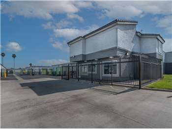 Wilmington Storage Units At 1251 W Pacific Coast Hwy Extra E Wilmington Self Storage At 1251 W Pacific Coast Hwy