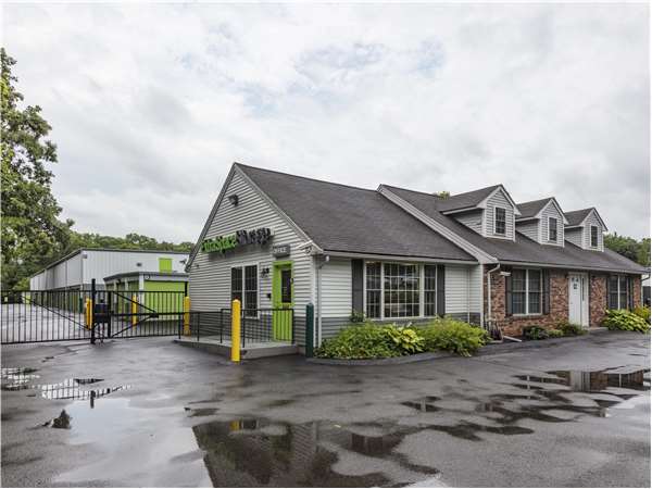 Storage Units In Brockton Ma At 885 Centre St Extra Space