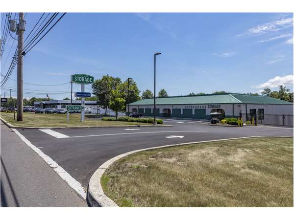 Extra Space Storage facility at 107 US Hwy 22 E - Green Brook, NJ