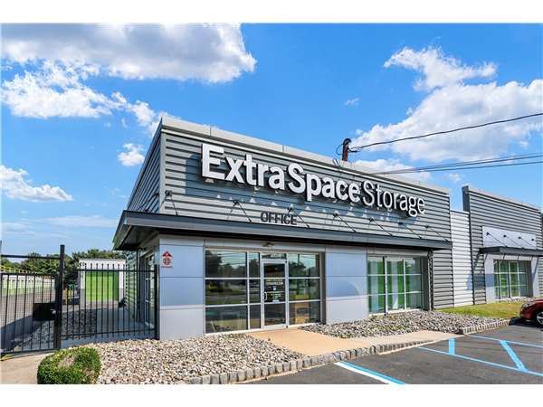 Extra Space Storage facility at 2540 County Rd 516 - Old Bridge, NJ