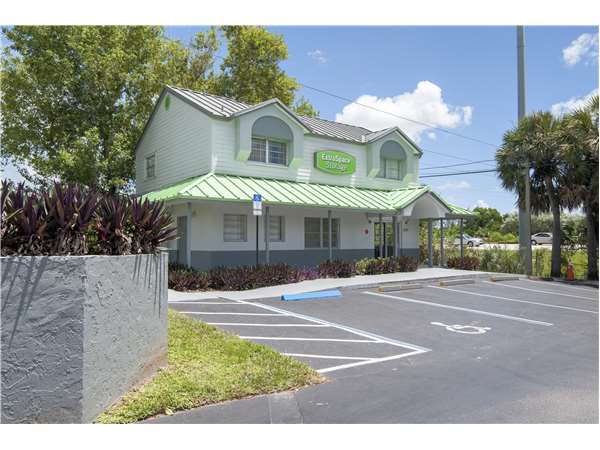 Storage Units In Dania Beach Near Fort Lauderdale Storage Facility