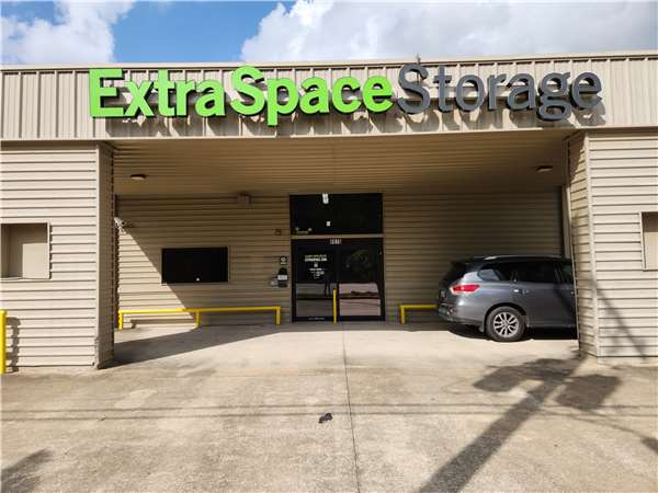 Cheap Storage Units in Beaumont TX from 12 Extra Space Storage