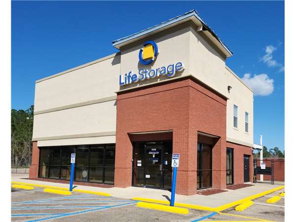 Extra Space Storage logo
