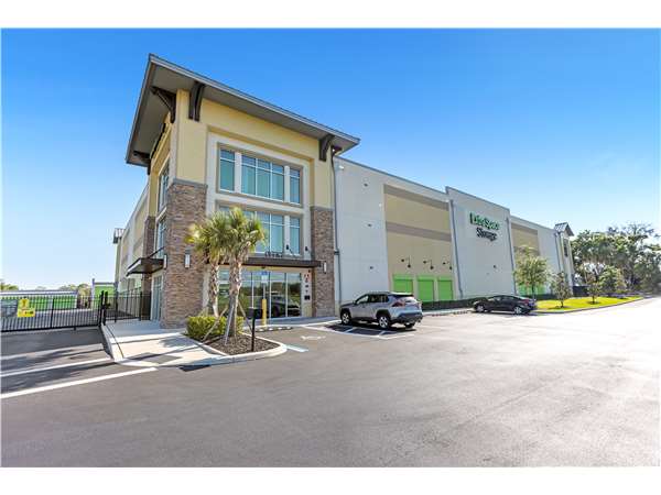 Extra Space Storage facility at 4805 96th St E - Palmetto, FL