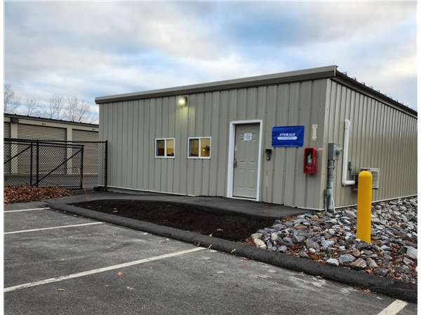 Extra Space Storage facility at 55 Charles Bancroft Hwy - Litchfield, NH