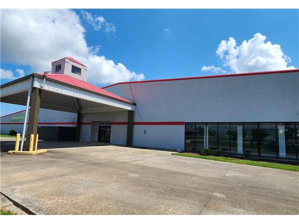 Extra Space Storage facility at 410 Gulf Fwy - Texas City, TX