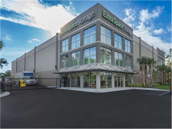 Cheap Storage Units in Daytona Beach, FL (from $14) | Extra Space Storage