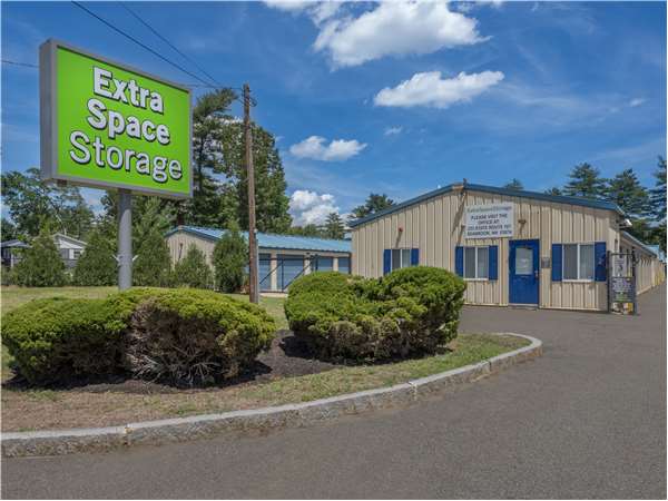 Extra Space Storage facility at 242 Lafayette Rd - Salisbury, MA