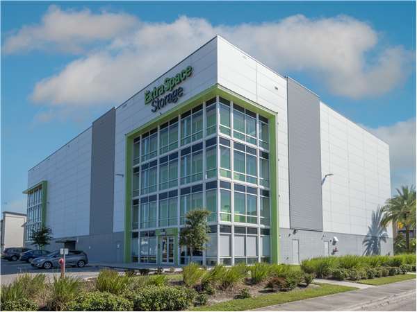 Extra Space Storage facility at 2460 S Falkenburg Rd - Tampa, FL