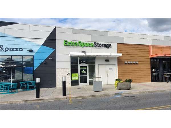 Extra Space Storage logo
