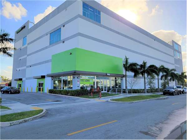 Extra Space Storage facility at 812 NW 1st St - Fort Lauderdale, FL