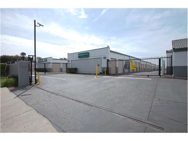 Extra Space Storage facility at 3700 Market St - Ventura, CA