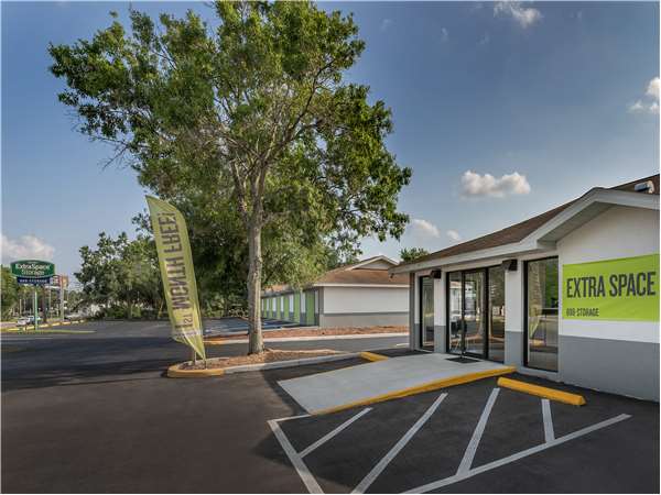 Extra Space Storage facility at 601 S Falkenburg Rd - Tampa, FL