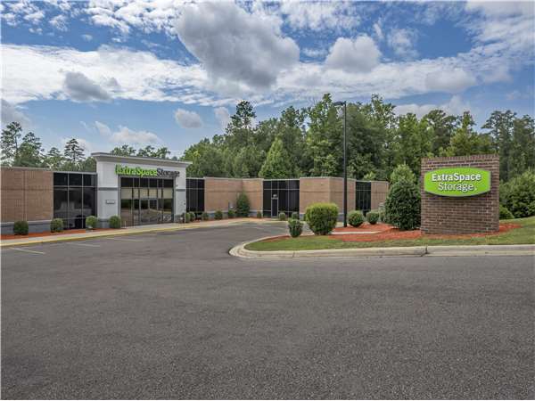 Extra Space Storage facility at 3701 NC-55 - Cary, NC