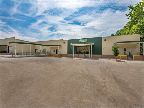 Extra Space Storage facility at 3304 Eastway Dr - Charlotte, NC
