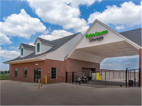 Cheap Storage Units in Edmond, OK (from $12) | Extra Space Storage