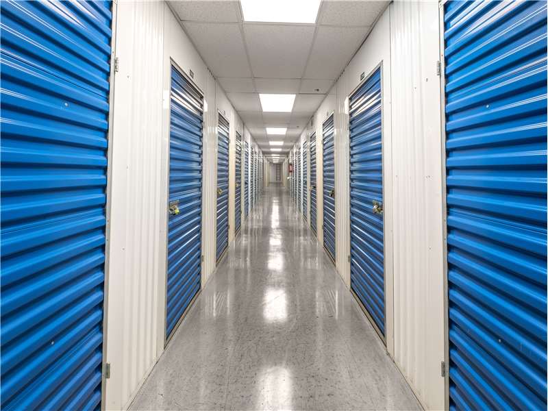 Storage Units in Santa Cruz CA at 2900 Soquel Ave Extra Space