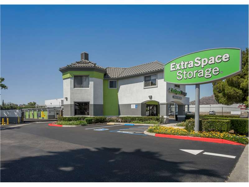 Chatsworth, CA, Self-Storage Near 9350 Topanga Canyon Blvd