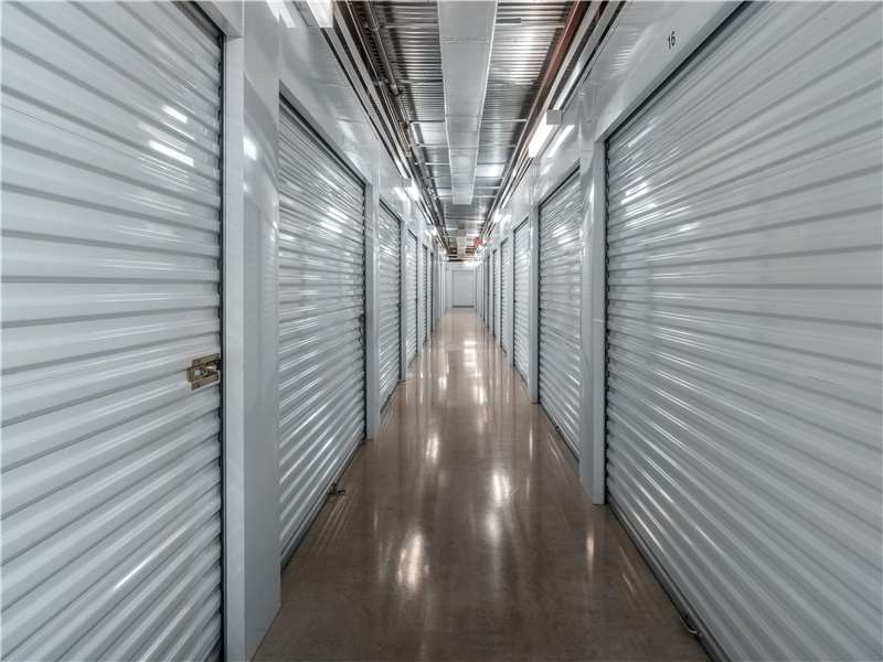 Storage Units in Austin TX at 9300 Brodie Ln Extra Space Storage