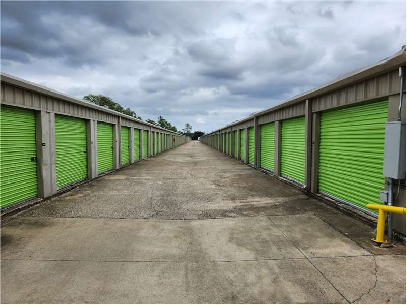 Storage Units in Beaumont TX at 8020 Eastex Fwy Extra Space Storage